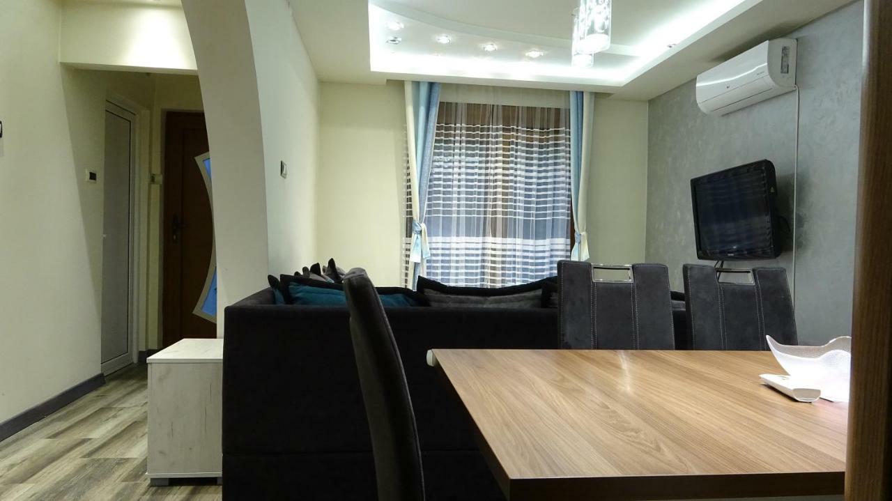 Apartment Kraljica Jelena เวียร์ปาซาร์ ภายนอก รูปภาพ