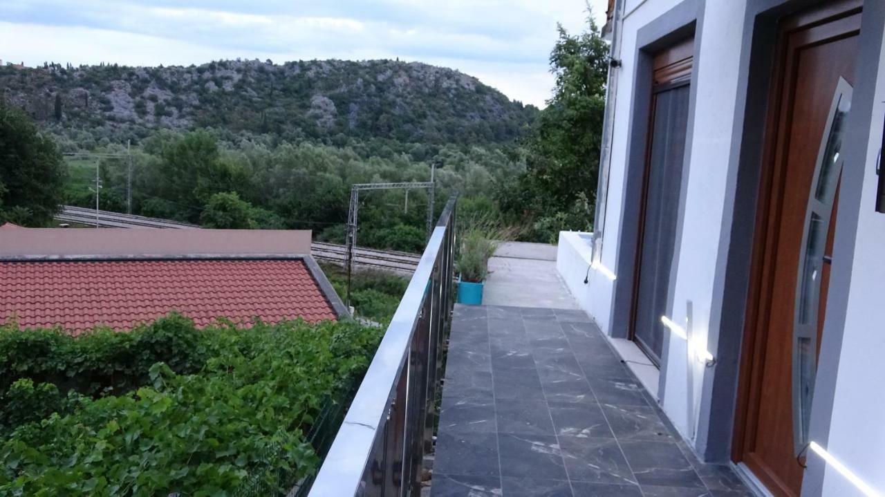 Apartment Kraljica Jelena เวียร์ปาซาร์ ภายนอก รูปภาพ